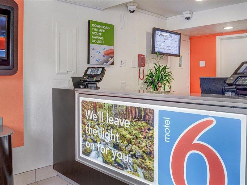 Motel 6-Portland, Or - Central Exterior photo