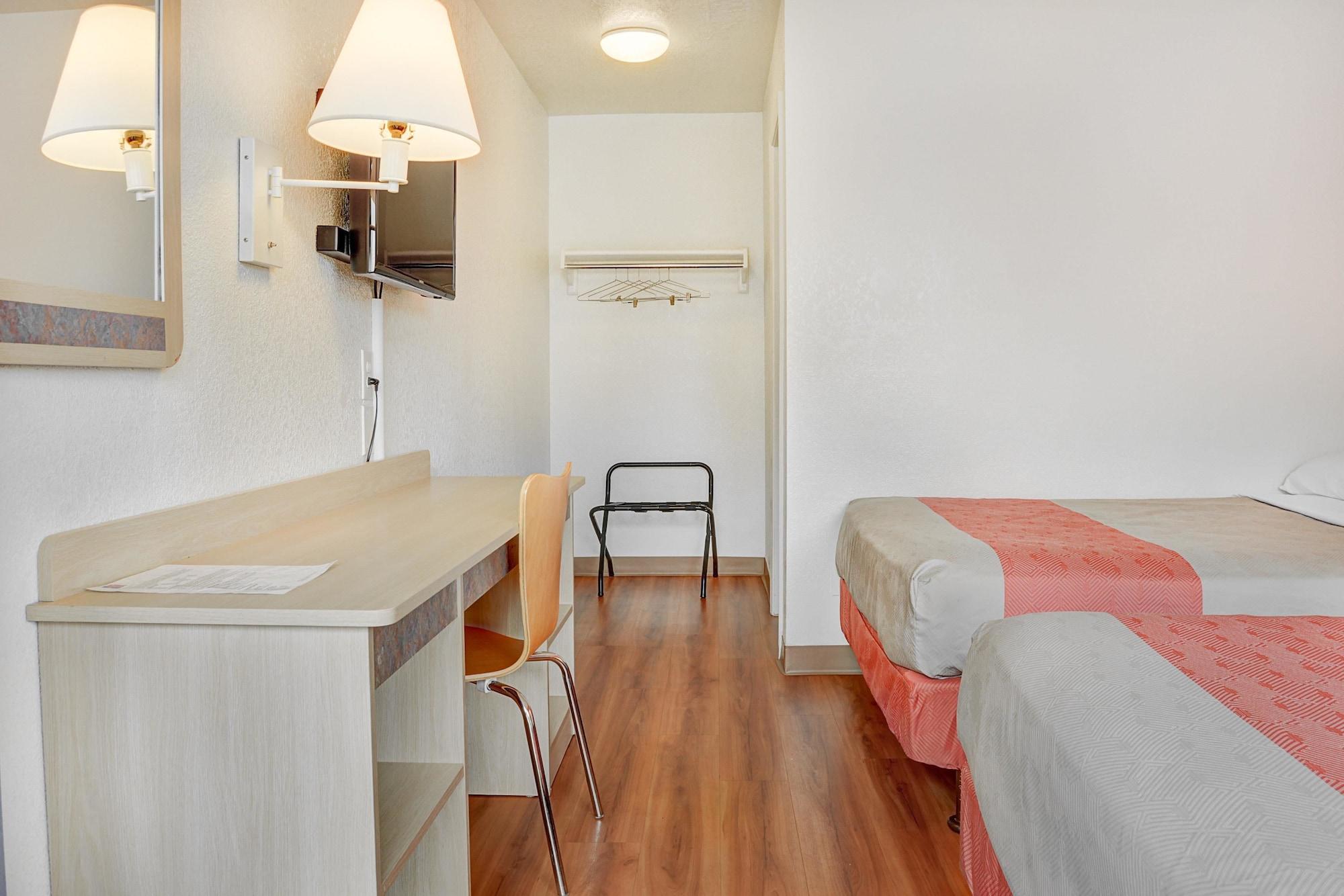 Motel 6-Portland, Or - Central Exterior photo