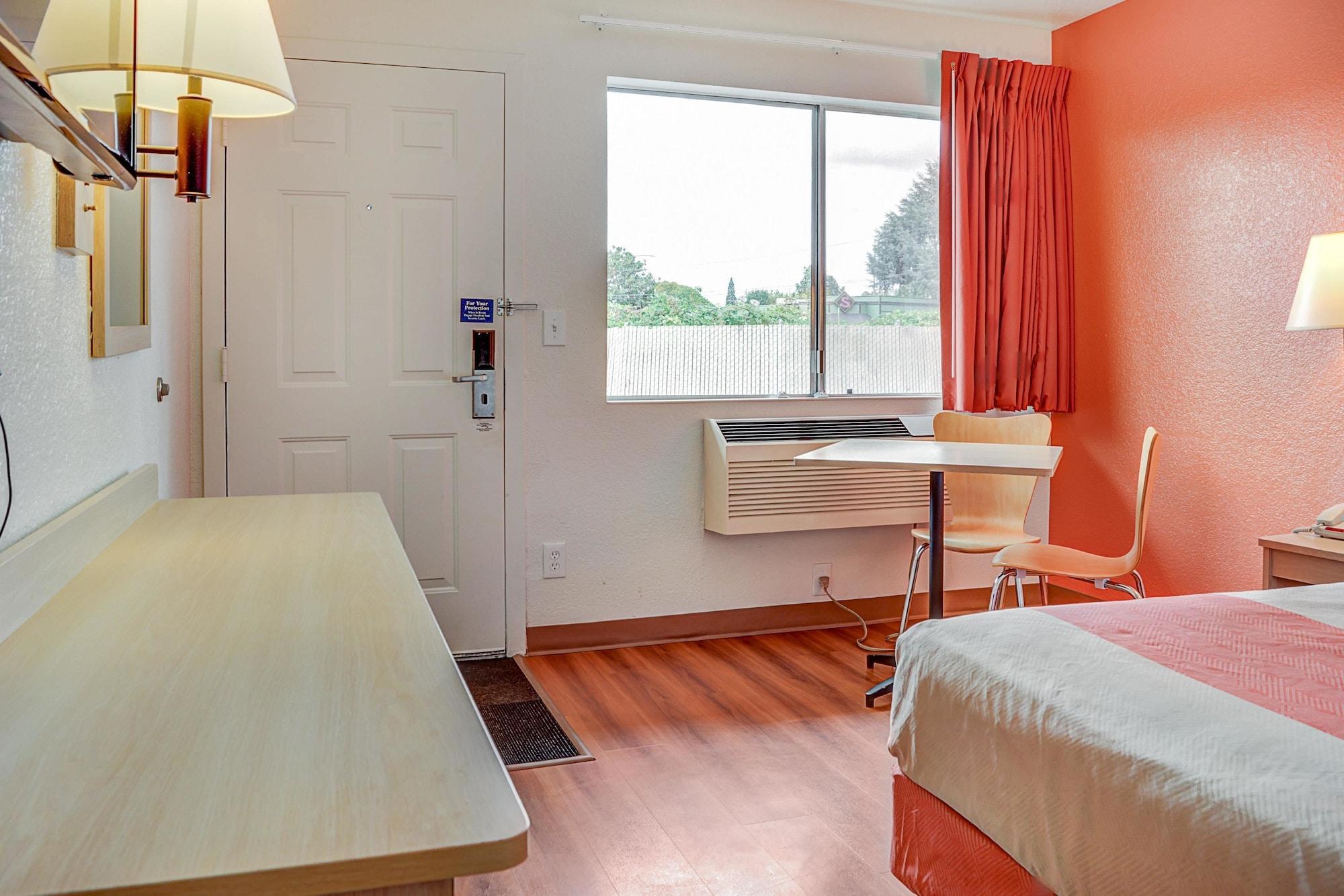Motel 6-Portland, Or - Central Exterior photo