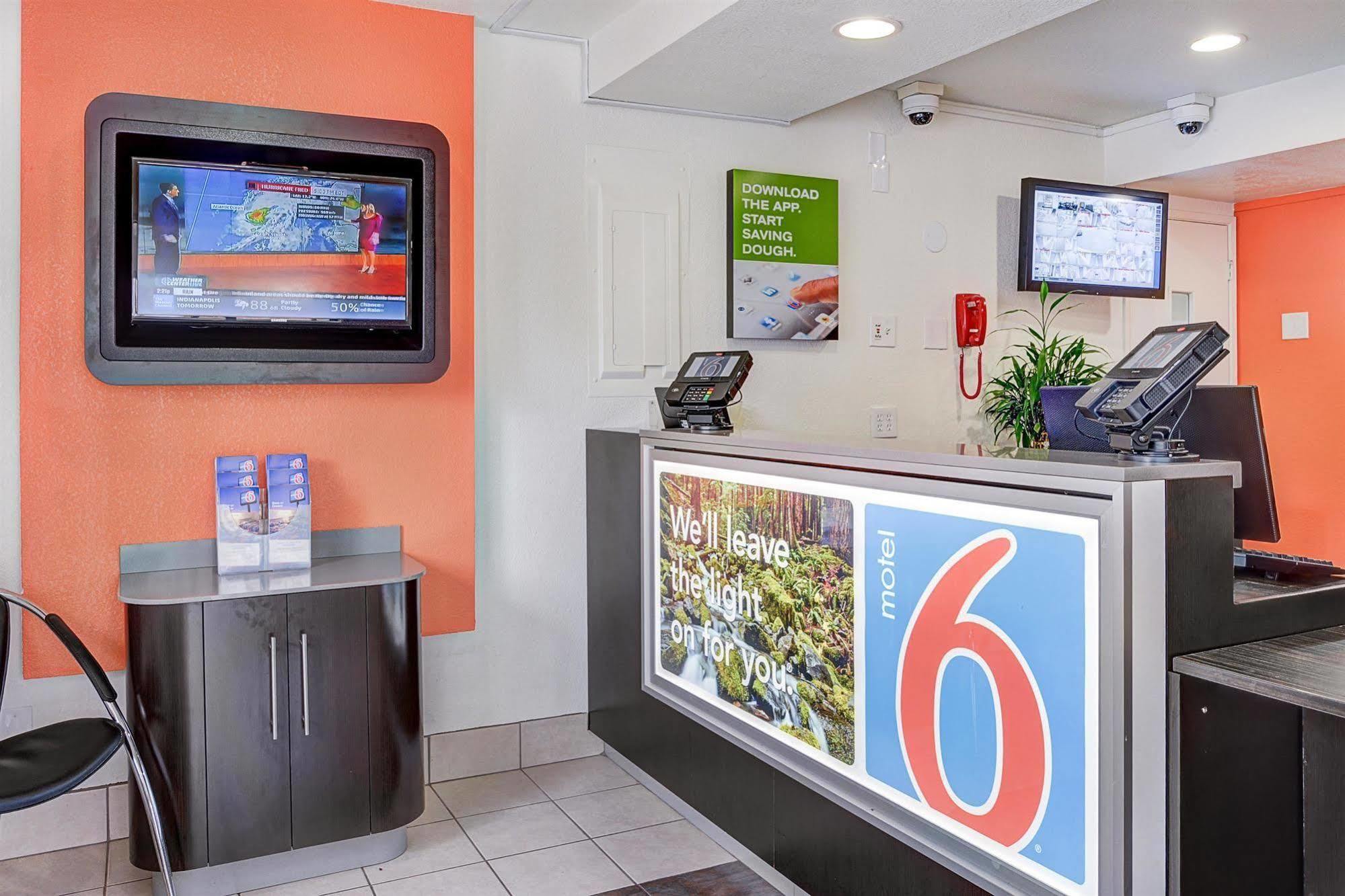 Motel 6-Portland, Or - Central Exterior photo