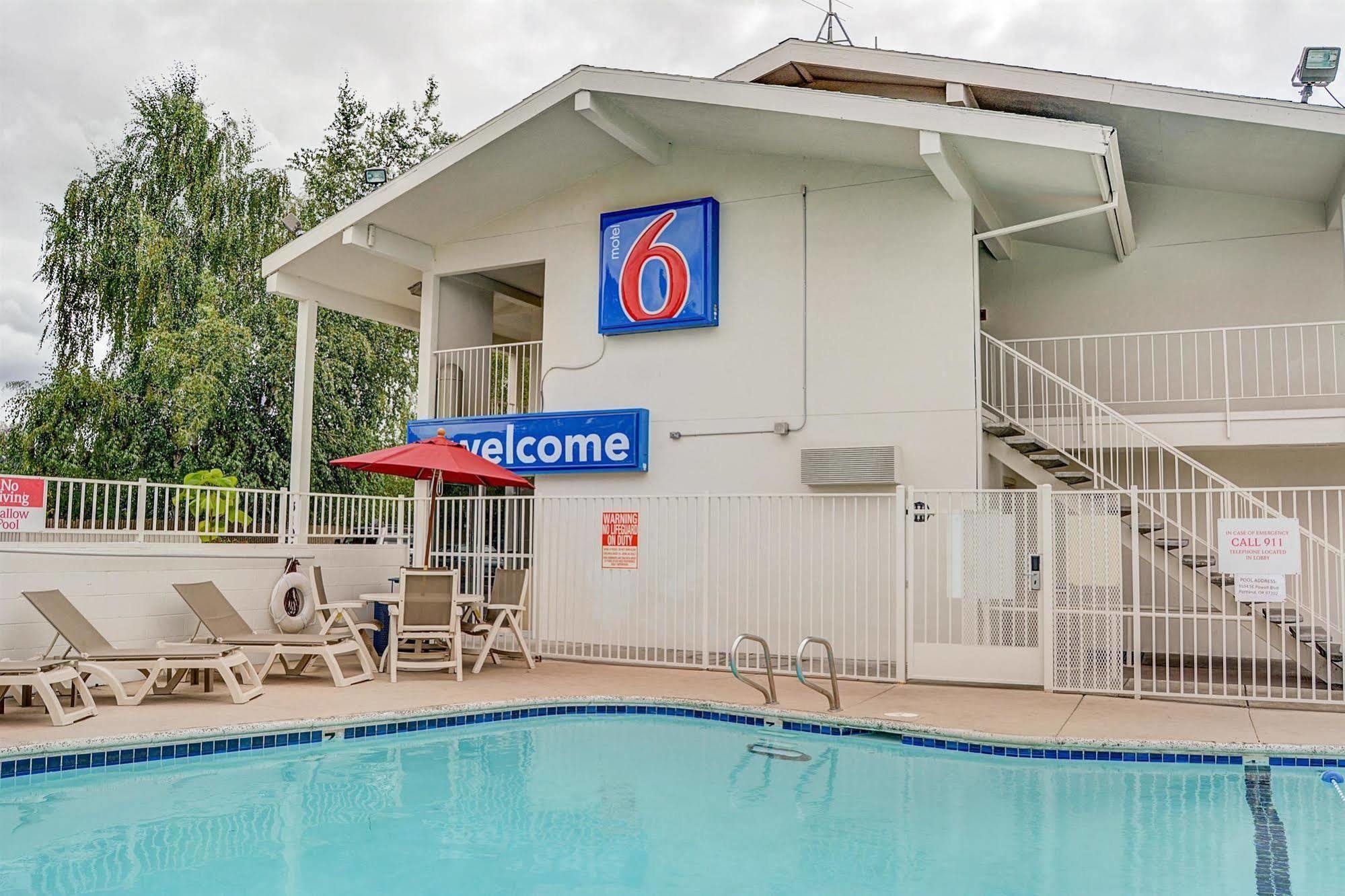 Motel 6-Portland, Or - Central Exterior photo